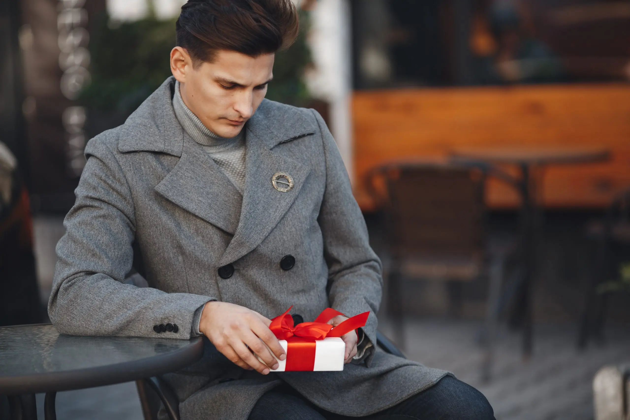 Interesting gifts for men