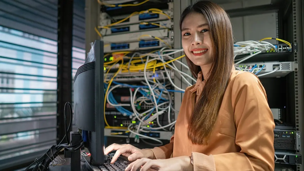 Who Is a System Administrator - the Key Responsibilities and Skills