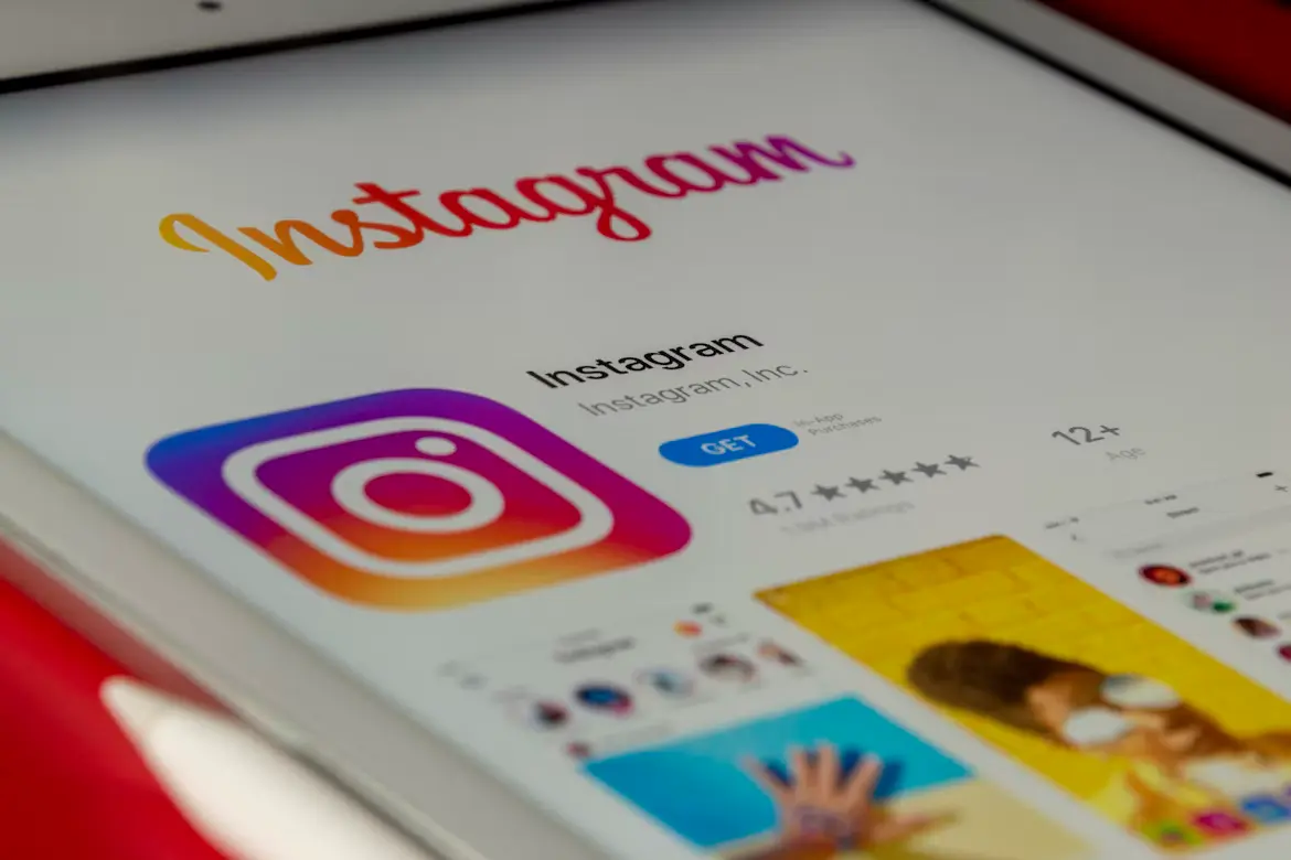 How to download a video from Instagram to your phone